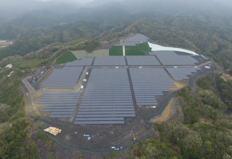 KJC_山口県_7.8MW_太陽光_スクリュー杭＿1