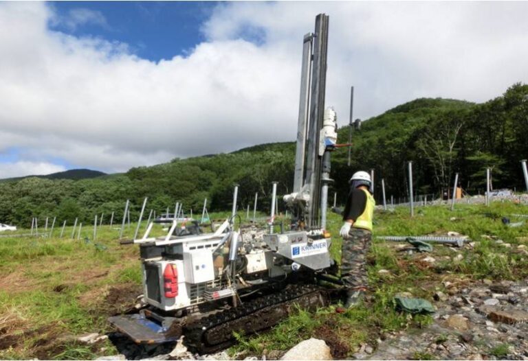KJC_岩手県_20MW_太陽光_スクリュー杭＿6